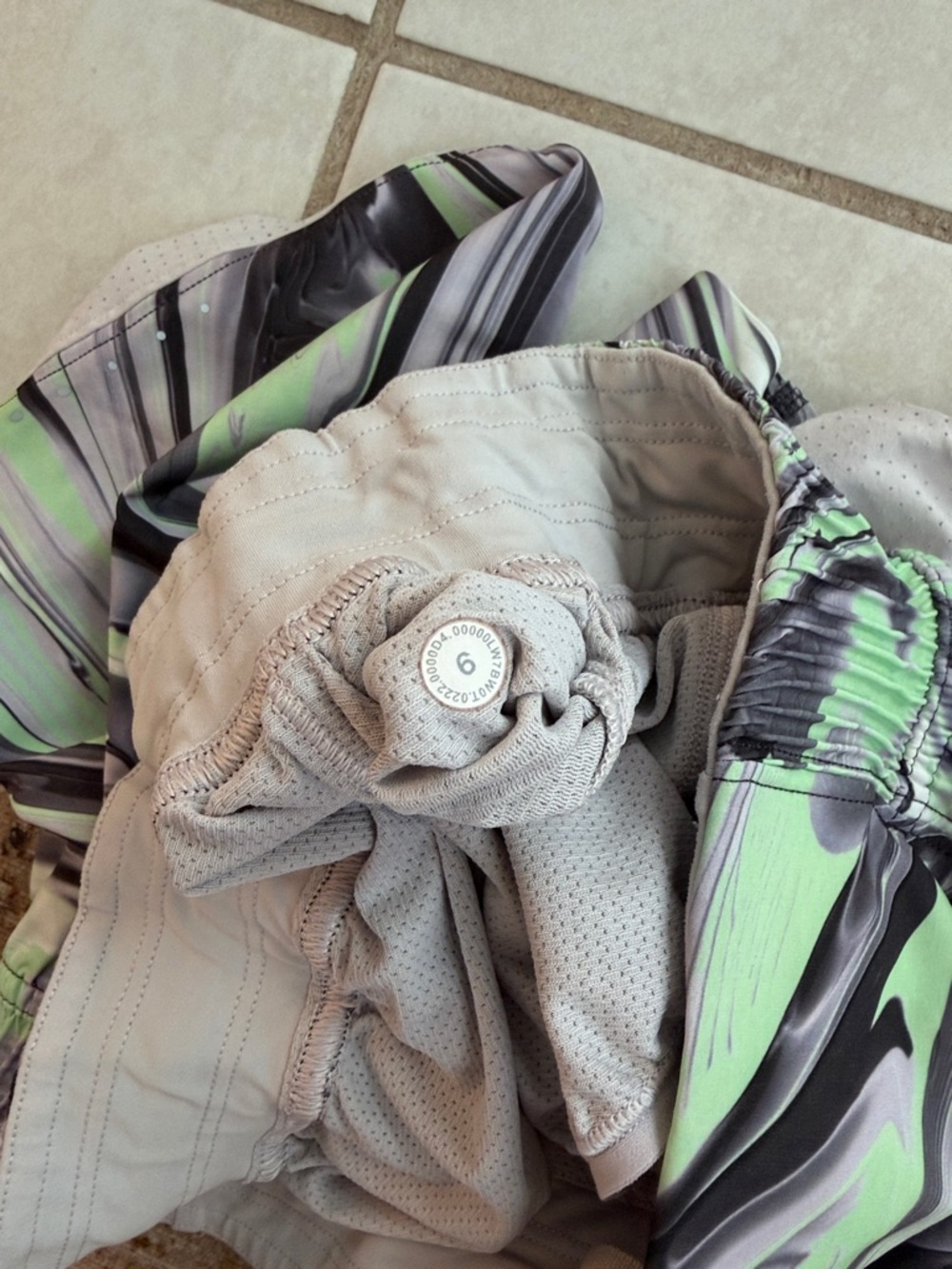 lululemon athletica Women’s Athletic Set - Picture 3 of 4